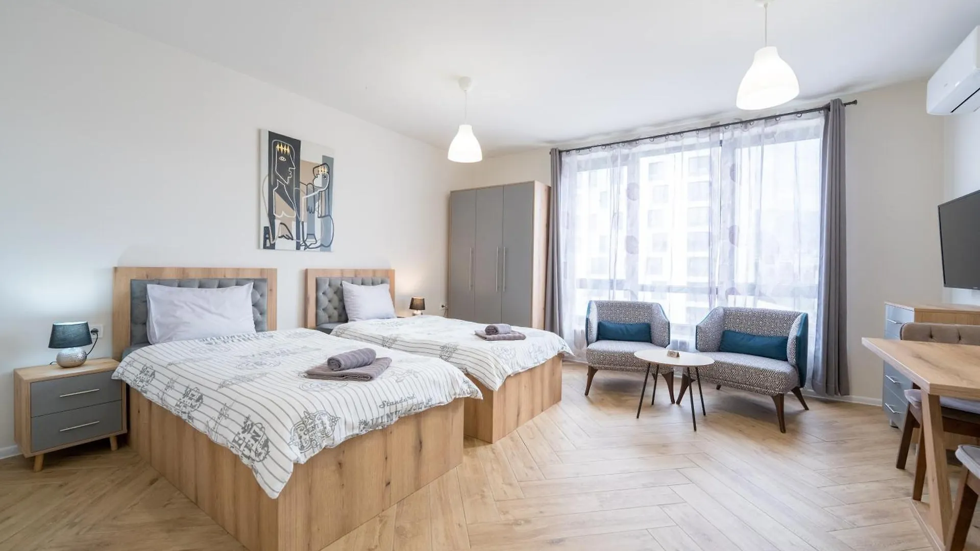 Aparthotel Wow Studios For Rent - Bul Montevideo 25A - B Sofia