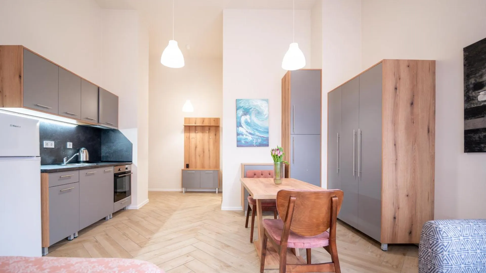 Aparthotel Wow Studios For Rent - Bul Montevideo 25A - B Sofia