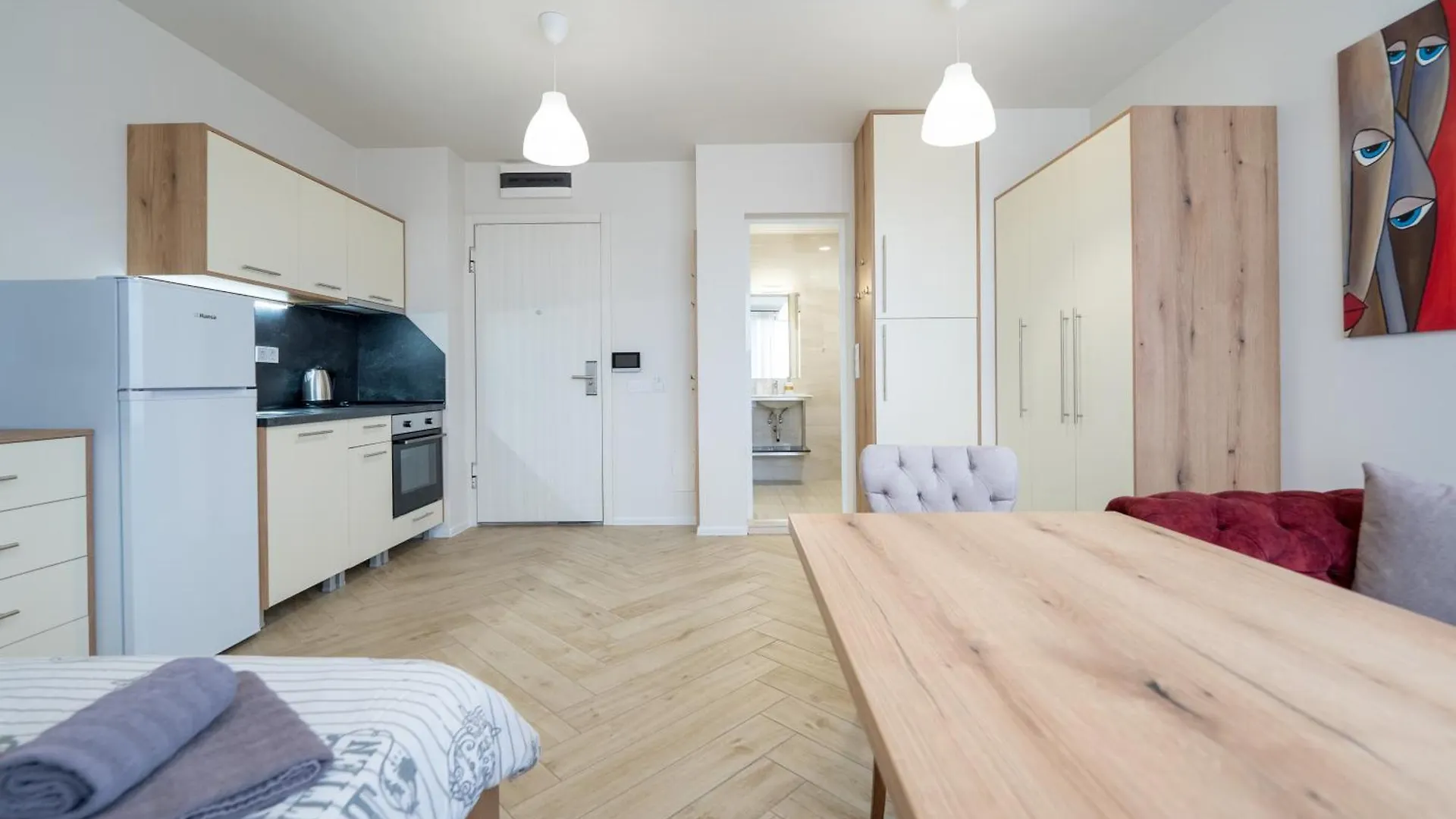 Aparthotel Wow Studios For Rent - Bul Montevideo 25A - B Sofia