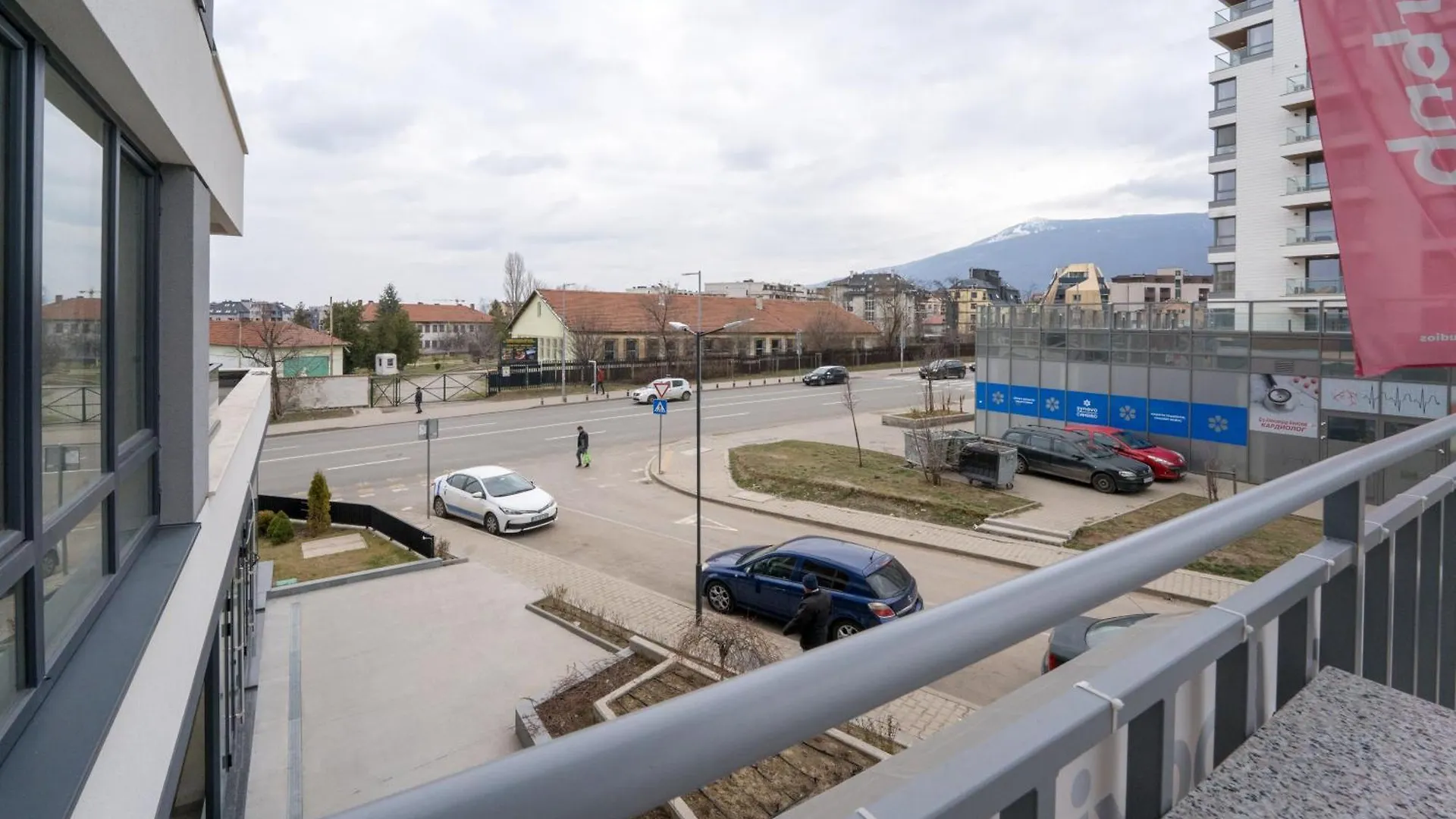 Wow Studios For Rent - Bul Montevideo 25A - B Sofia 0*,  Bulgaria